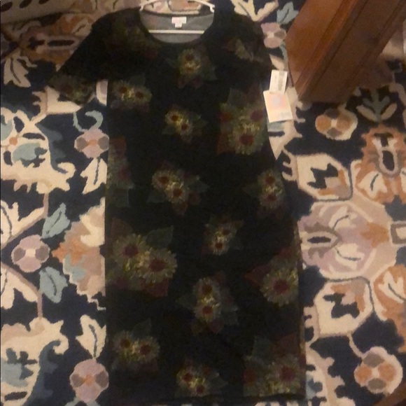 NWT LulaRoe Julia - Picture 2 of 4